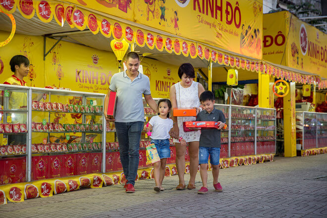 Hộp bánh trung thu kinh đô 25 năm có gì đặc biệt?